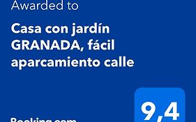Casa con jardín GRANADA, fácil aparcamiento calle