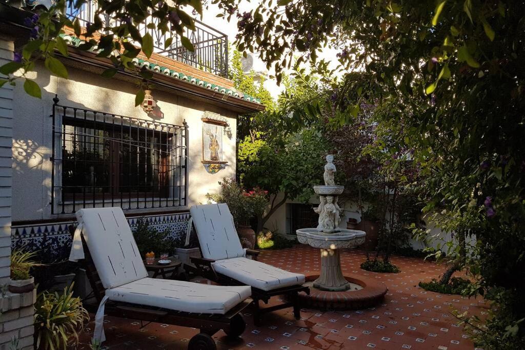 Casa con jardín GRANADA, fácil aparcamiento calle Exterior foto